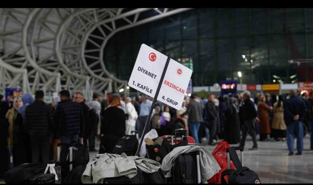 Erzincan'dan hac kafilesi dualarla uğurlandı