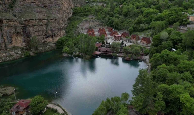 Erzurum'daki Yedi Göller turistleri büyülüyor