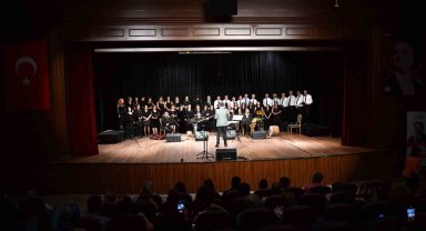 Esenyurt'ta "Anadolu'dan Türküler" programı düzenlendi