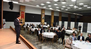 Esenyurt'ta Muhtarlar Çalıştayı düzenledi