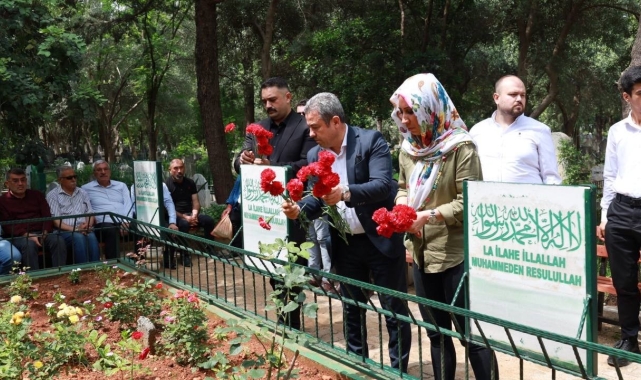 Eski MHP İlçe Başkanı Nihat Atlı, ölümünün 1. yıl dönümünde kabri başında anıldı