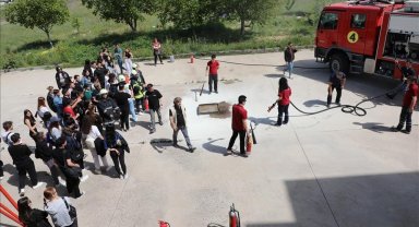 ESTÜ Ulaştırma Meslek Yüksekokulu Öğrencileri için Yangın Söndürme Sertifika Eğitimi düzenlendi