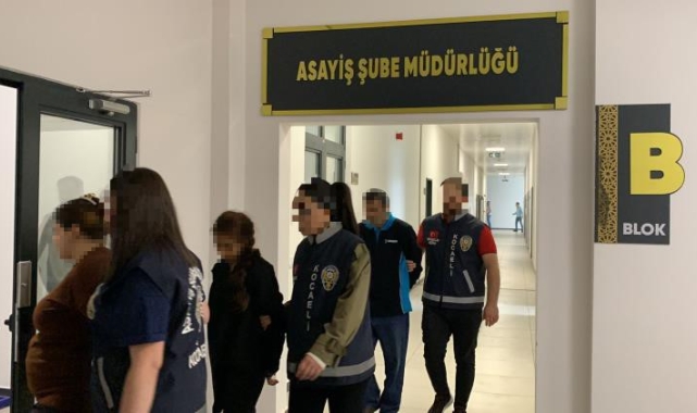 Evden 300 bin TL'lik hırsızlığa karışan 3 şüpheli yakalandı