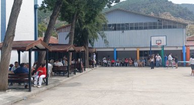 Fethiye Lisesi mezunları keşkek gününde buluştu