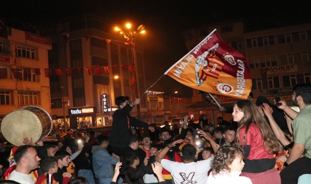Galatasaray'ın şampiyonluğu Havza'da kutlandı