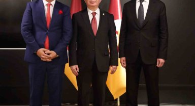 Galatasaray'da başkan adayları renk seçimi yapıldı