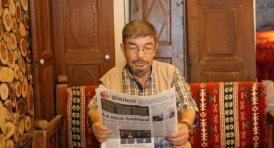 Gaziantep'in 'Terso Kemal'i gazeteleri ters okuyor