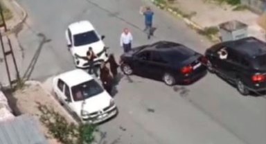 Gaziosmanpaşa'da kaza sonrası 'sen vurdun' tartışması