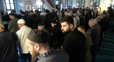 Gazze'de şehit edilen 4 kız kardeş için Kütahya'da gıyabi cenaze namazı kılındı