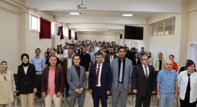 Gediz'de Başkan Akel kariyer günlerinin konuğu oldu