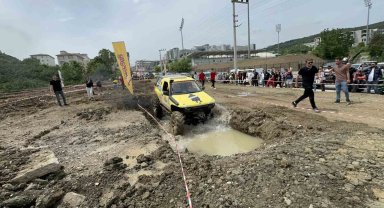 Gençler adrenaline doydu