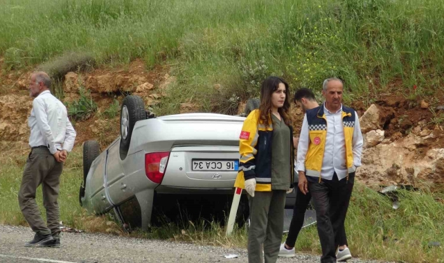 Gercüş'te 3 aracın karıştığı kazada otomobil ters döndü, kimsenin burnu dahi kanamadı