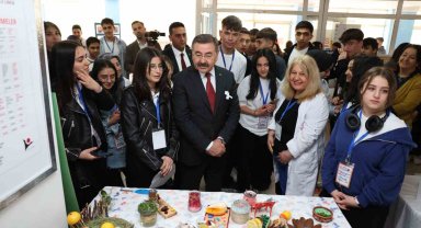 Gölbaşı Belediye Başkanı Odabaşı, geleceğin bilim insanlarının heyecanına ortak oldu