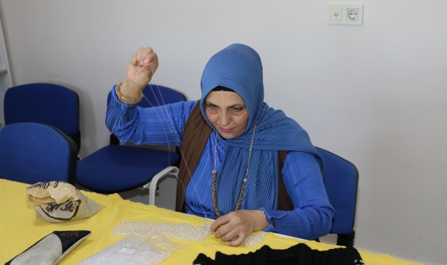 Görme engelli kursiyerin el işi ürünleri hayranlık uyandırdı