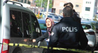 Gözünü açtı, olayın ortasında kaldı