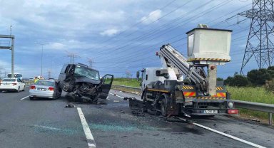 Hasdal-Kemerburgaz yolunda kaza: 3 yaralı