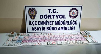 Hatay'da kumar oynayan 5 kişiye 32 bin TL ceza