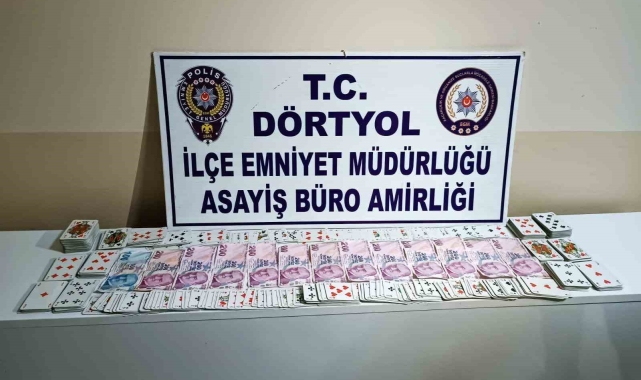 Hatay'da kumar oynayan 5 kişiye 32 bin TL ceza