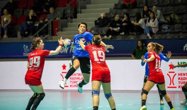 HDI Sigorta Kadınlar Türkiye Kupası finalinde Yalıkavak ile Konyaaltı Belediyesi eşleşti