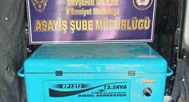 Hırsız önce kameraya, sonra polise yakalandı