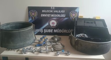 Hırsızlık yapmak isteyen şüpheliler olay yerinde yakalandı