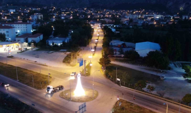 İnönü ay yıldızla süslendi