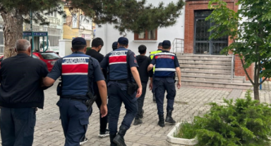 İnşaattan 1 milyon TL değerinde malzeme çalan 3 şüpheli yakalandı