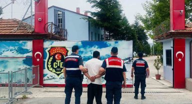 Isparta'da 20 yıl 4 ay 11 gün kesinleşmiş hapis cezası ile aranan şahıs yakalandı