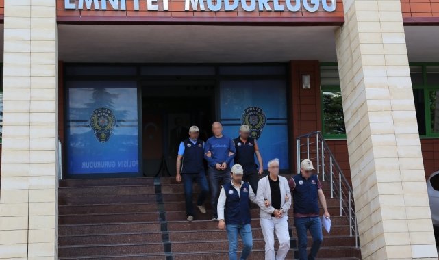 Isparta'da FETÖ'den aranan esnaf ve ihraç öğretim elemanı yakalandı