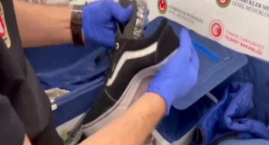 İstanbul Havalimanı'nda uyuşturucu operasyonu: Ayakkabı tabanına uyuşturucu zulalamışlar