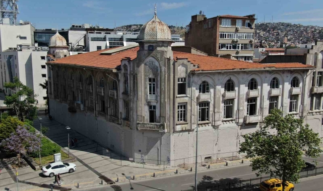 İzmir'deki tarihi han 1 milyar TL'yi aşkın fiyatla satışta
