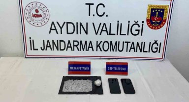 İzmir'den Aydın'a uyuşturucu sevkiyatına Jandarma engeli