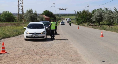 Jandarma dron ile havadan denetliyor