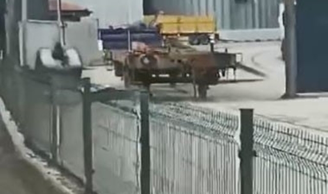 Kaçan vagon liman kapılarını patlattı: O anlar kamerada