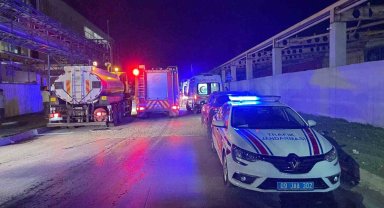 Kağıt fabrikasındaki yangın büyümeden söndürüldü