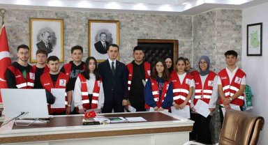 Kan bağışına kampanyasına öğrencilerden destek