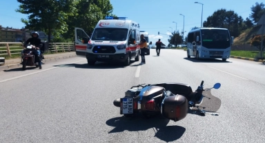 Karabük'te devrilen motosikletteki 2 kişi yaralandı