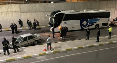 Karabük'te yolcu otobüsüyle çarpışan otomobildeki 2 kişi yaralandı