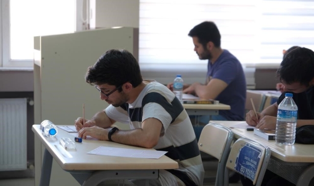 Karacasu'da ihtiyaç sahibi öğrencilerin sınav ücretlerini kaymakamlık karşılayacak