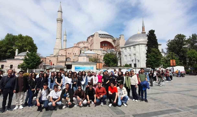 Karapınar'da lise öğrencilerine İstanbul gezisi