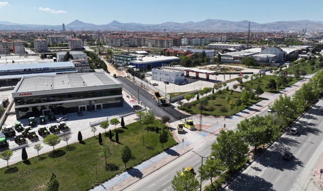 Karatay'da altyapı ve asfalt çalışmaları aralıksız sürüyor