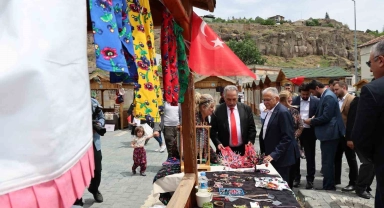 Kayseri protokolü Maharetli Eller'de