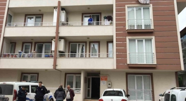 Kendisinden haber alınmayan kadın evde ölü bulundu