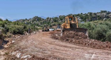 Kepez'de yeni yollar açılıyor