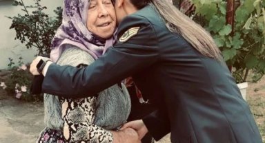 Kırklareli'nde jandarmadan Anneler Günü'nde anlamlı ziyaret