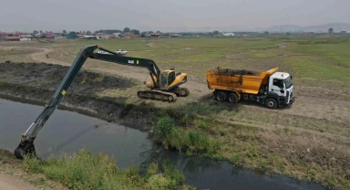 Koku yapan kanala büyükşehir müdahale etti