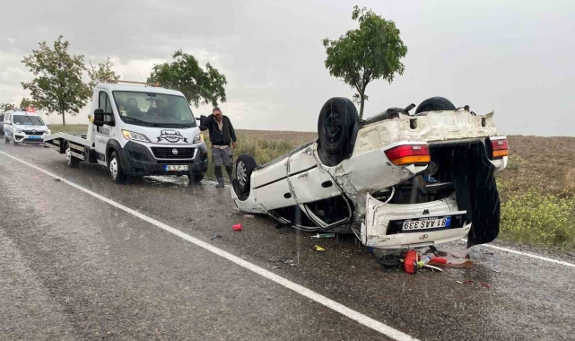 Konya'da otomobil takla attı: 3 yaralı