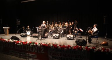 Koro kulakların pasını sildi