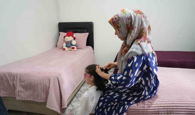 Koruyucu anne 4 çocuğu sevgi ile büyütüyor