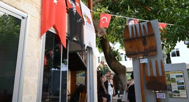 Kültür Evi'ne ilk turist kafilesi geldi